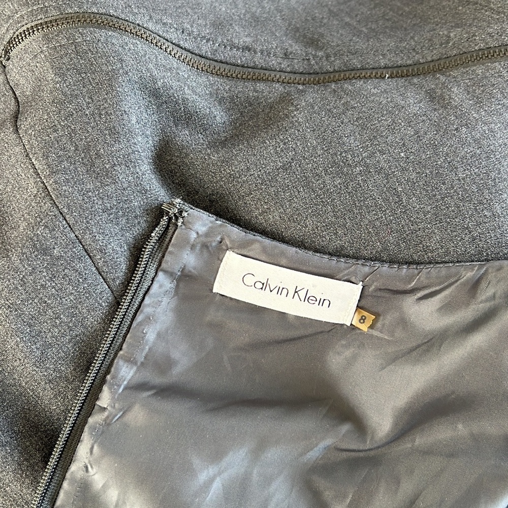 CALVIN KLEIN | Grey Sheath Dress with Zipper Details - Picture 10 of 10